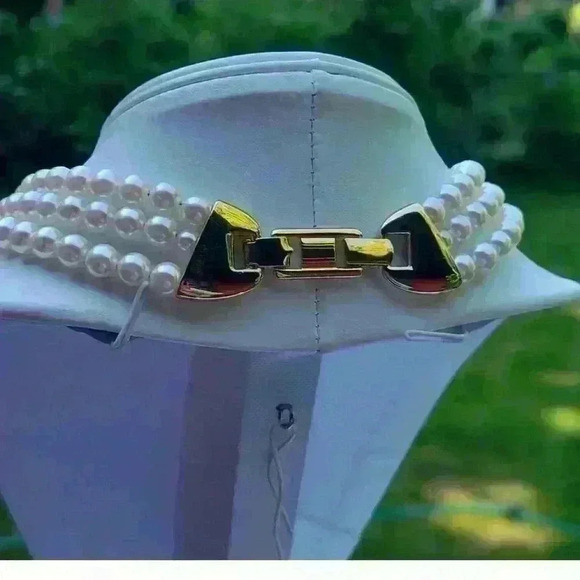 7 pcs Napier vintage necklaces earrings jewelry lot - Picture 13 of 16